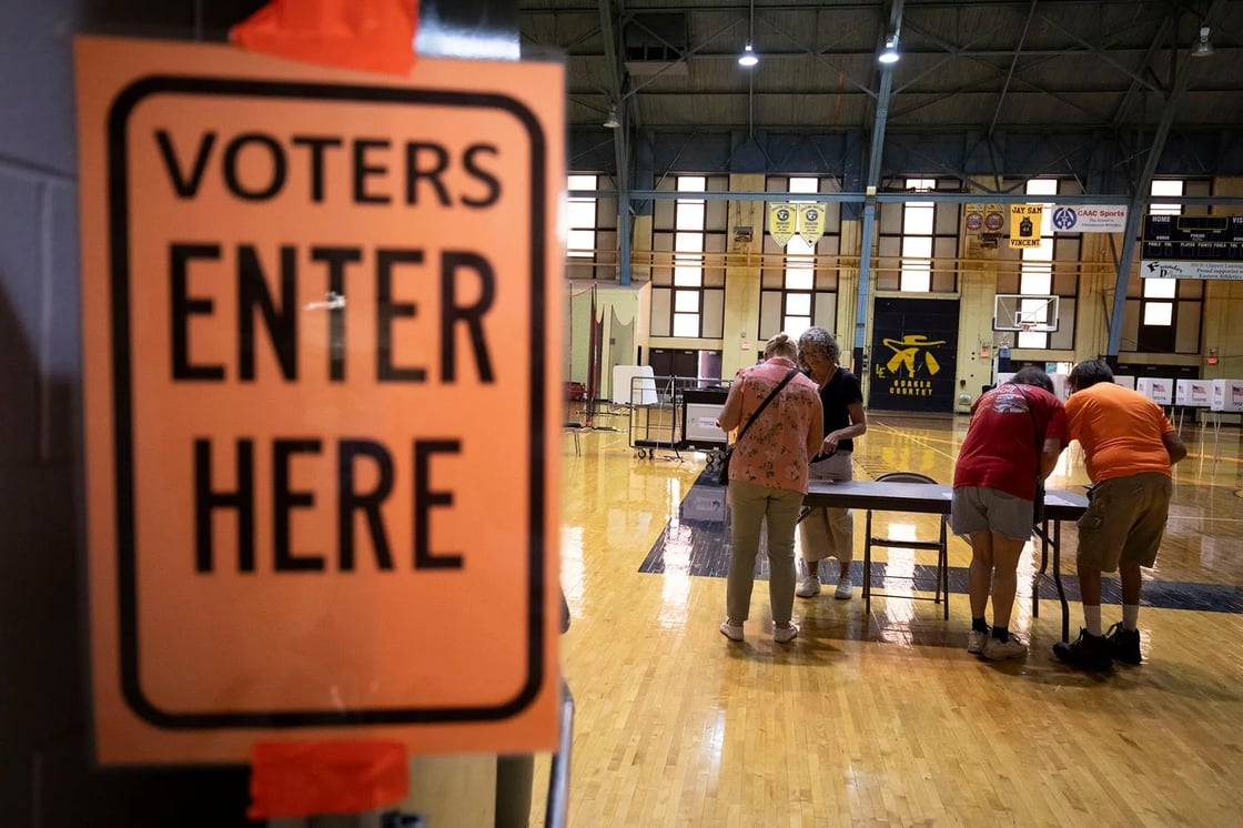 Voters at a Lansing, Michigan, school used as a polling place during the Michigan primary election on August 4, 2026. (Getty/Bill Pugliano)